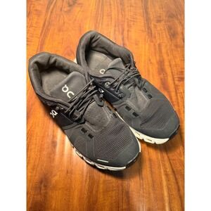 On Cloud 5 Women's Black/White 59.98904 Running Athletic Shoes Sneakers SZ 6.5